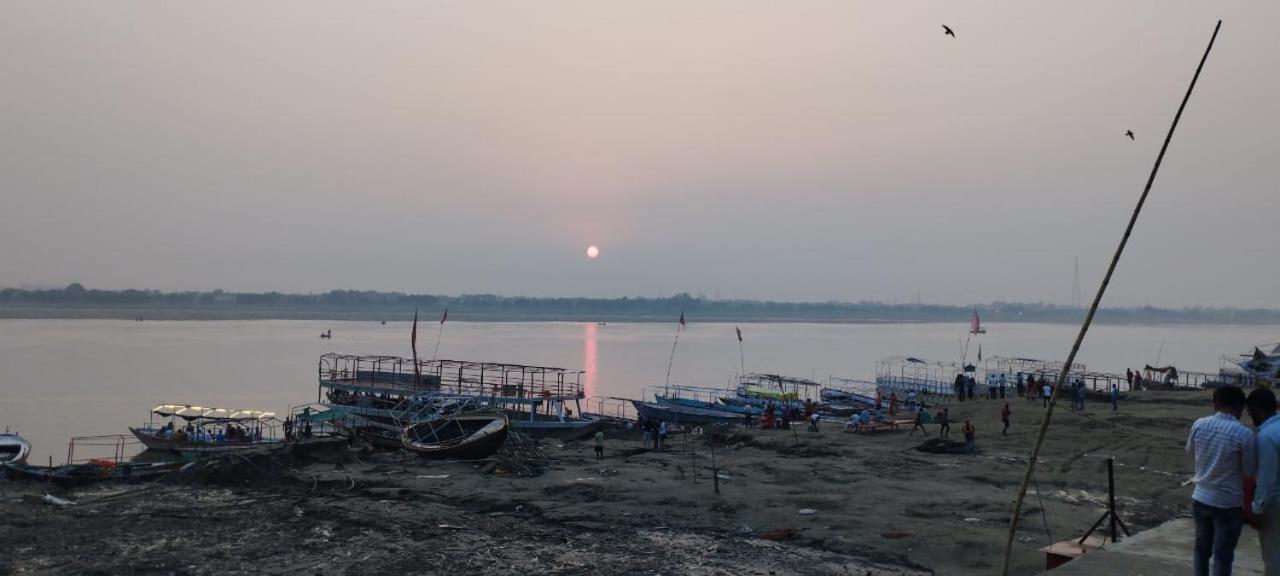 Krishna P. Guest House Varanasi Exterior foto